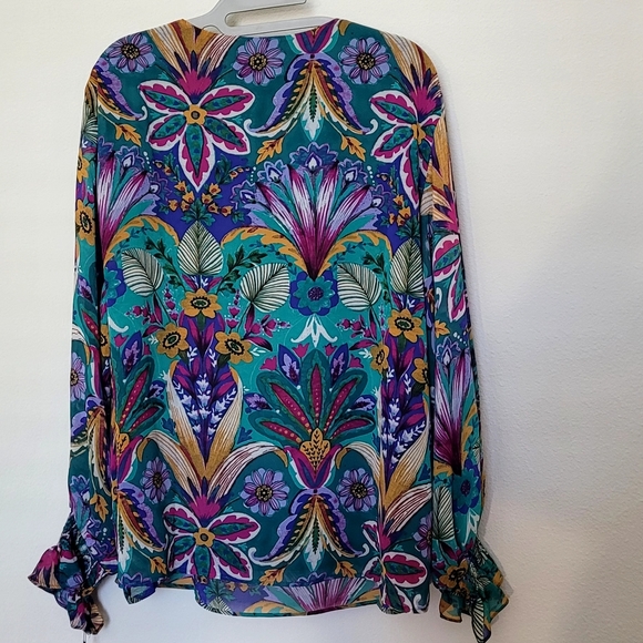 Nicole Miller Green and Purple Blouse - Picture 2 of 9